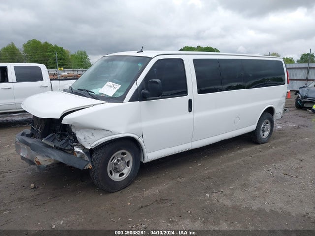 Chevrolet Express 3500 Lt 2015 1GBZG1FF6F1277442 Image 2