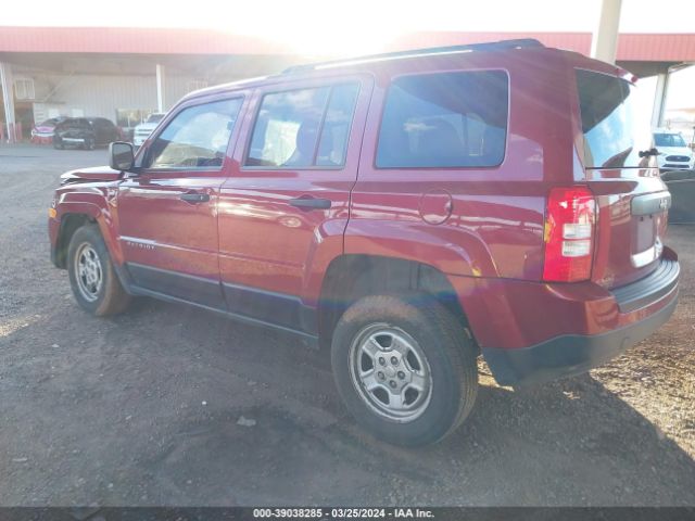 1C4NJPBA0GD698775 Jeep Patriot Sport