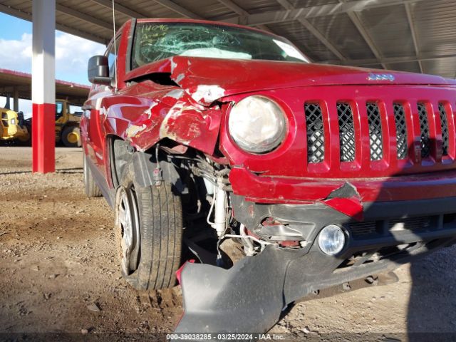 1C4NJPBA0GD698775 Jeep Patriot Sport