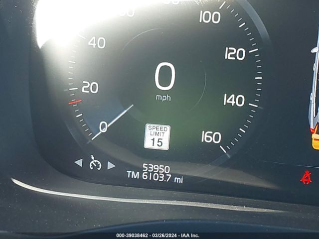 LYV102RK0JB097645 Volvo Xc60 T5 Momentum
