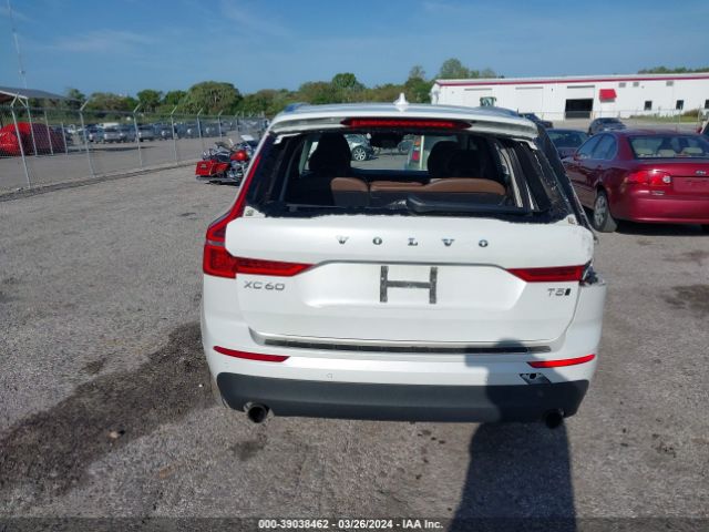 LYV102RK0JB097645 Volvo Xc60 T5 Momentum