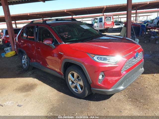 Toyota Rav4 Xle Premium/xse 2021 JTMB6RFVXMD013075 main image
