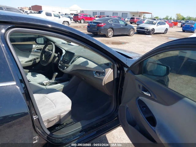 Chevrolet MALIBU LT 2018 1G1ZD5ST7JF109143 Image 5