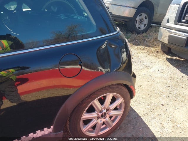 2002 MINI COOPER WMWRC334X2TC31195 Photo 5