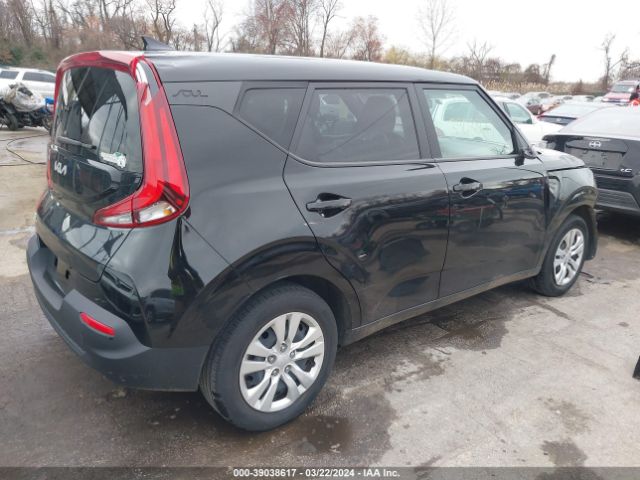 KNDJ23AU0N7170827 KIA SOUL LX