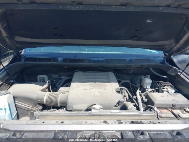 5TFRM5F18KX137853 Toyota Tundra Sr5 4.6l V8