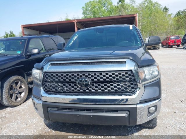 5TFRM5F18KX137853 Toyota Tundra Sr5 4.6l V8