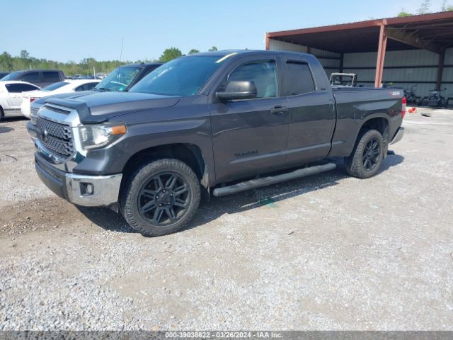 5TFRM5F18KX137853 Toyota Tundra Sr5 4.6l V8