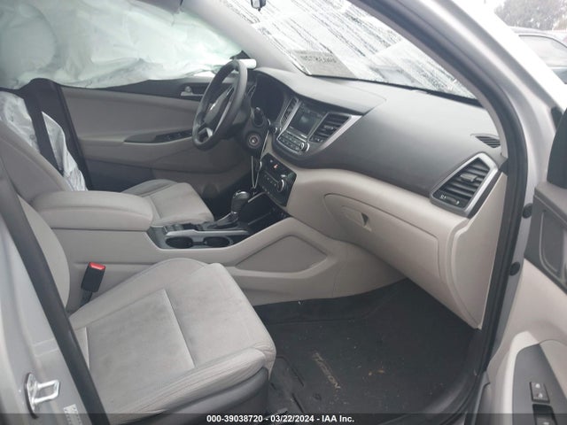 Hyundai TUCSON SE 2017 KM8J33A42HU533241 Image 5