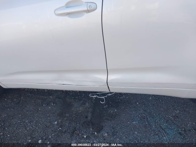 Toyota Highlander Limited 2017 5TDYZRFH1HS192872 Image 18
