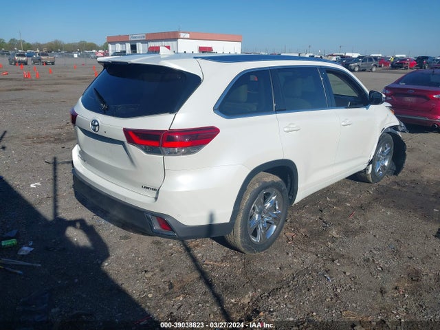 Toyota Highlander Limited 2017 5TDYZRFH1HS192872 Image 4