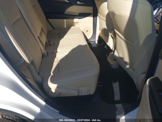 Toyota Highlander Limited 2017 5TDYZRFH1HS192872 Image 8