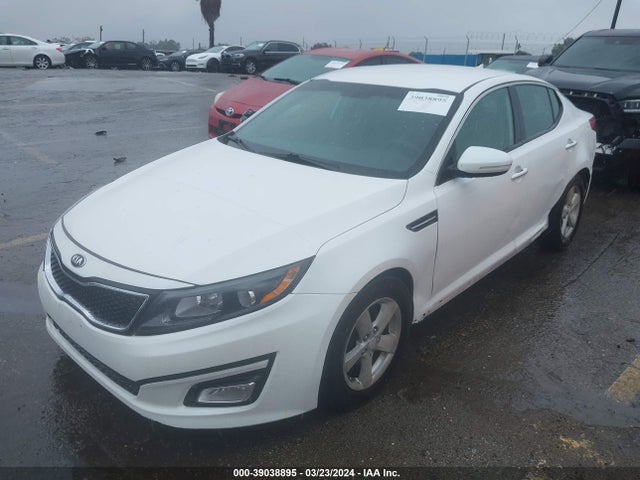KIA Optima Lx 2015 KNAGM4A77F5631603 Image 2