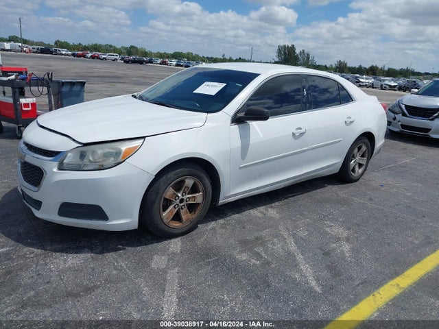Chevrolet MALIBU LS 2015 1G11B5SL7FF109363 Image 2