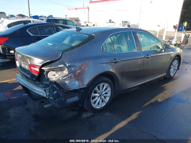 Toyota CAMRY LE 2019 4T1B11HK3KU219978 Image 4