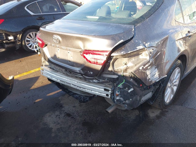 Toyota CAMRY LE 2019 4T1B11HK3KU219978 Image 6