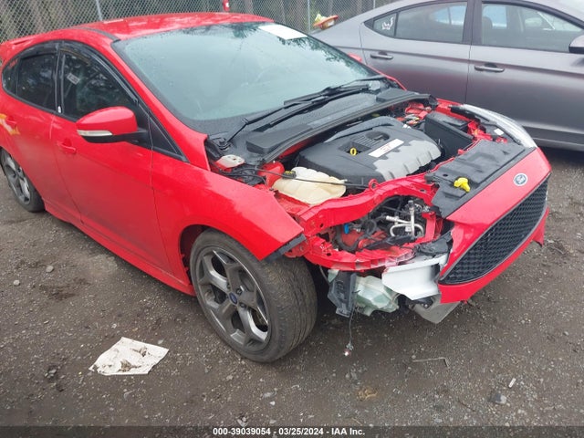 Ford FOCUS ST 2017 1FADP3L94HL235719 Image 6