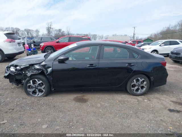 3KPF24AD8KE066979 KIA Forte Lxs