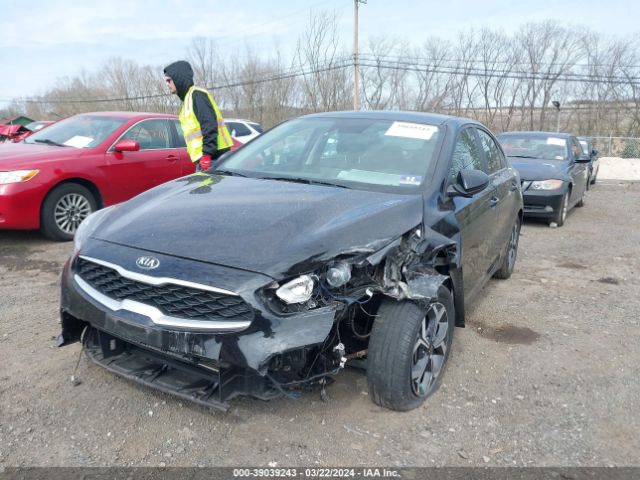 3KPF24AD8KE066979 KIA Forte Lxs