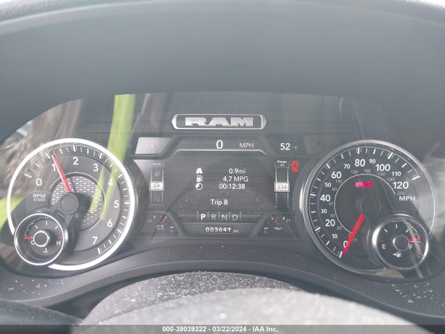 RAM 1500 Laramie  4x4 5'7 Box 2024 1C6SRFJT2RN223870 Image 16