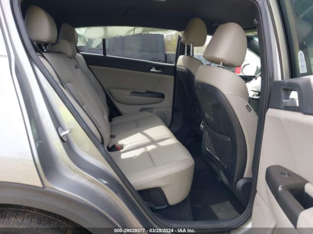 KNDP63AC8L7788562 KIA SPORTAGE S