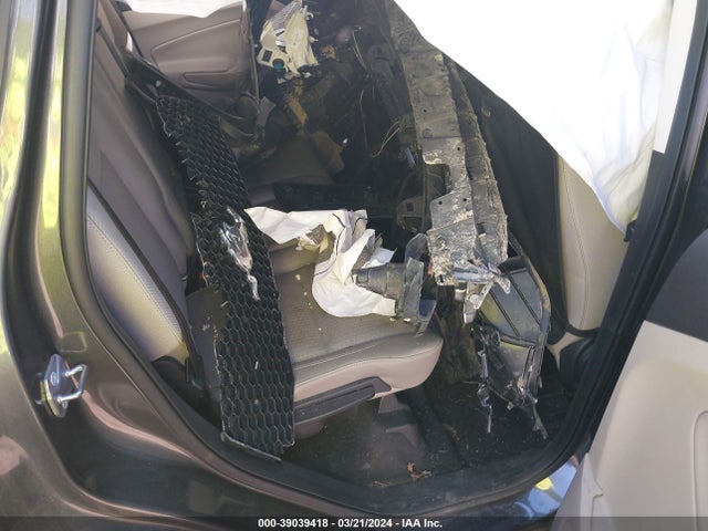 Ford ESCAPE SE 2019 1FMCU0GD2KUB14731 Image 8