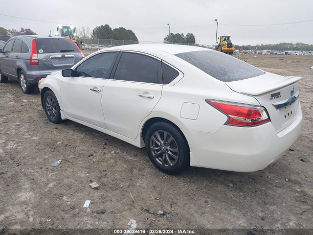 Nissan Altima 2.5 S 2015 1N4AL3AP6FN405080 Image 3