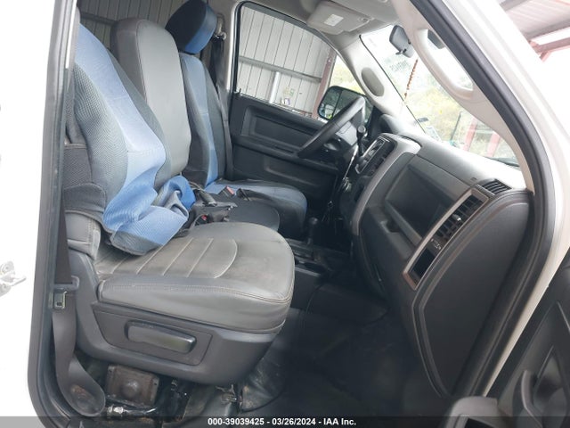 RAM 2500 Tradesman 2014 3C6UR5CL9EG280182 Image 5
