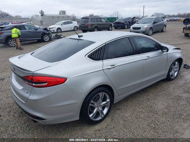 3FA6P0VP2HR221676 Ford Fusion Sport