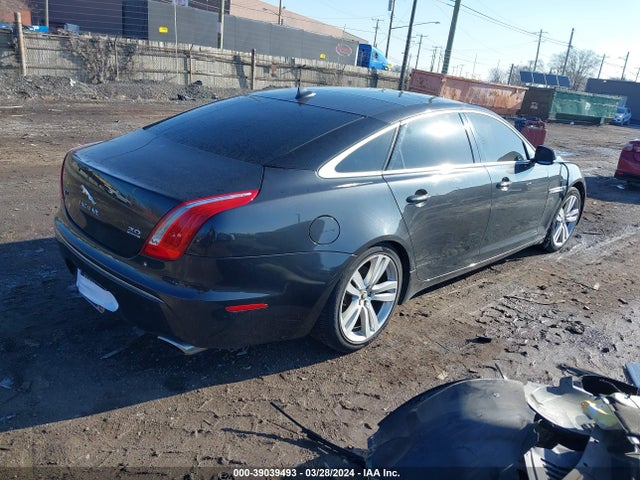 2013 JAGUAR XJ SAJWJ2GD2D8V52457 Photo 3
