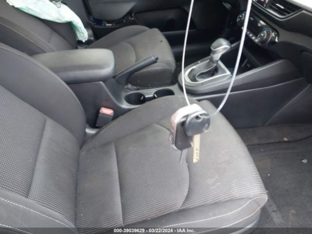 3KPF24AD0KE131758 KIA Forte Lxs