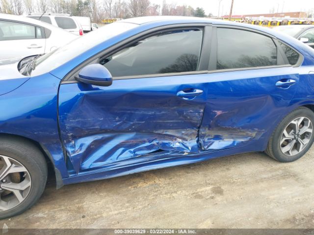 3KPF24AD0KE131758 KIA Forte Lxs