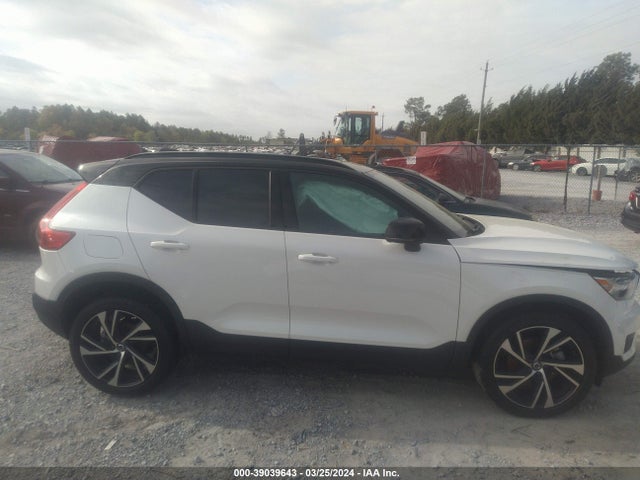 Volvo Xc40 T4 R-design 2022 YV4AC2HMXN2791256 Image 13
