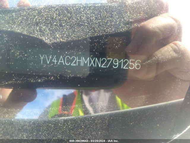 Volvo Xc40 T4 R-design 2022 YV4AC2HMXN2791256 Image 9