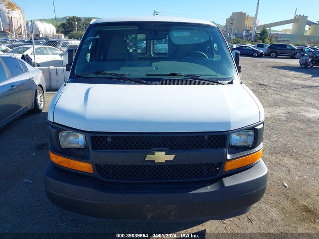 Chevrolet Express 2500 Work Van 2017 1GCWGAFF0H1145763 Image 12