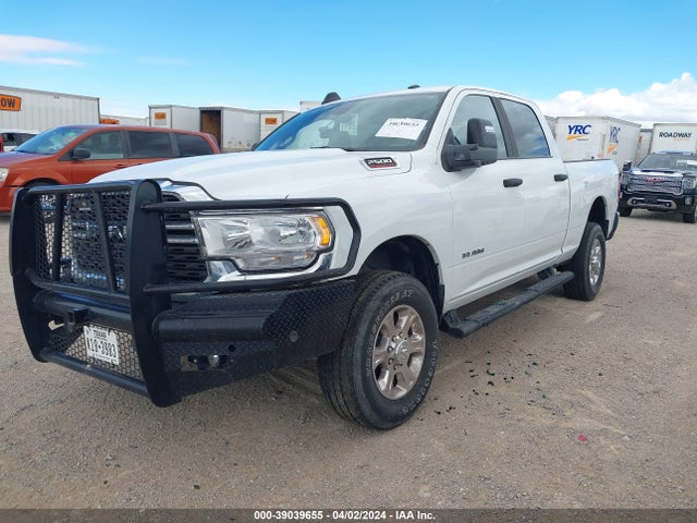 RAM 2500 Tradesman  4x4 8' Box 2023 3C6UR5HJ8PG611804 Image 2