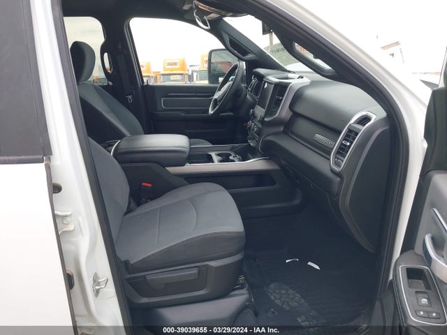 RAM 2500 Tradesman  4x4 8' Box 2023 3C6UR5HJ8PG611804 Image 5