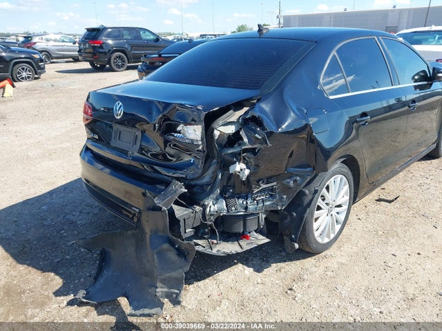 3VWL07AJ5GM374847 Volkswagen Jetta 1.8t Sel