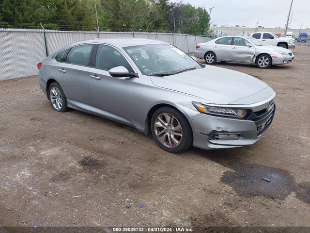 Honda ACCORD LX 2018 1HGCV1F15JA109443 zdjęcie główne