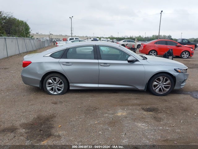 Honda ACCORD LX 2018 1HGCV1F15JA109443 Image 13