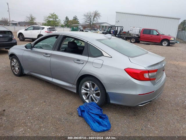 Honda ACCORD LX 2018 1HGCV1F15JA109443 Image 3