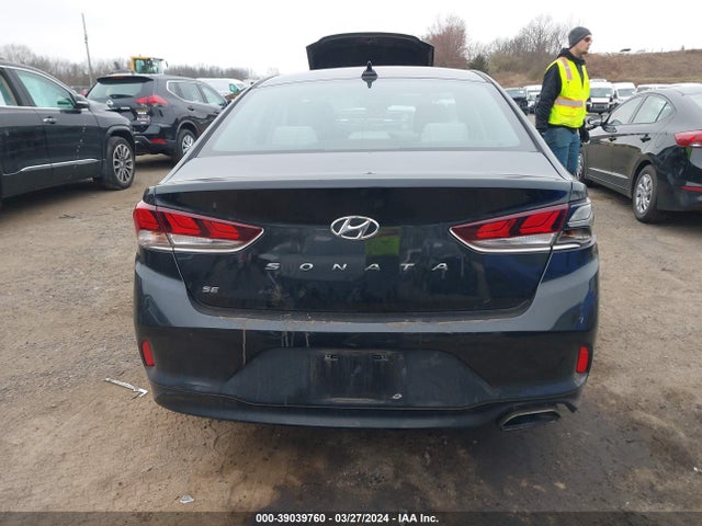 Hyundai SONATA SE 2018 5NPE24AF3JH651511 Image 16