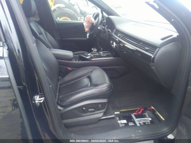 WA1VAAF79KD014546 Audi Q7 55 Premium