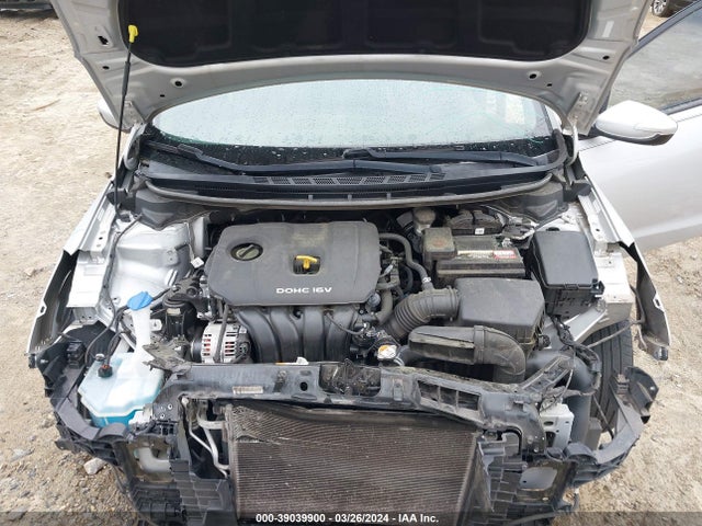 KIA FORTE LX 2018 3KPFK4A74JE227899 Image 10