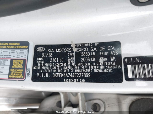 KIA FORTE LX 2018 3KPFK4A74JE227899 Image 9