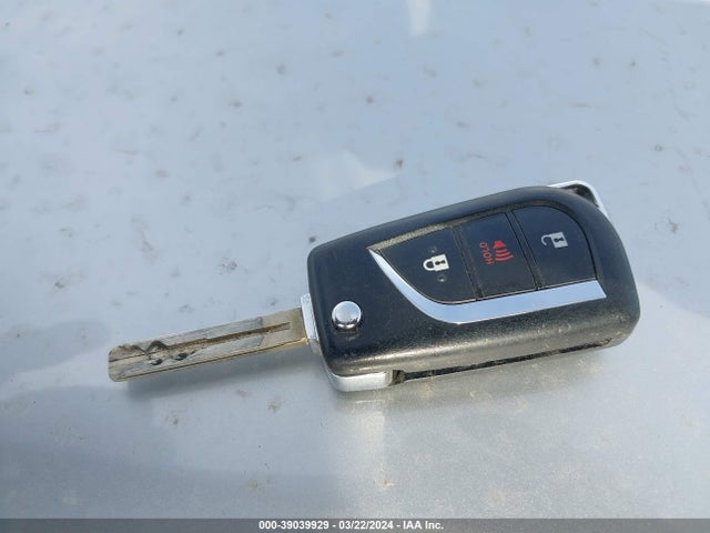 Toyota COROLLA IM 2018 JTNKARJE6JJ563517 Image 11