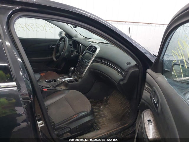 Chevrolet MALIBU 1LT 2015 1G11C5SL2FF251861 Image 5