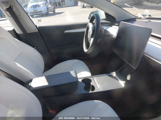 Tesla Model 3 Standard Range Plus Rear-wheel Drive 2021 5YJ3E1EA8MF081939 Image 5
