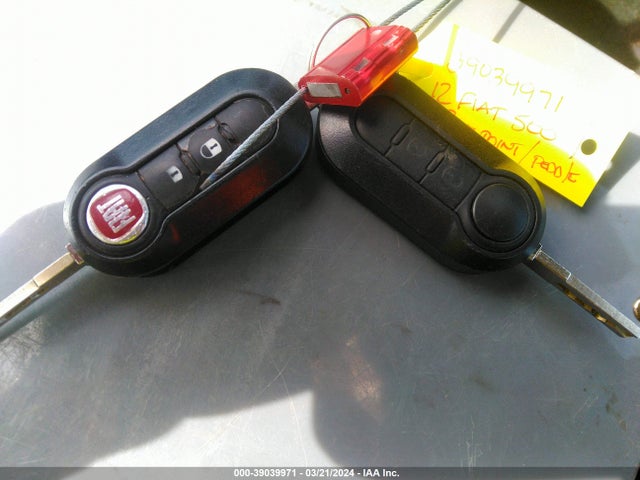 2012 FIAT 500 3C3CFFAR4CT128698 Photo 10