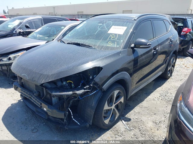 Hyundai Tucson Value 2018 KM8J33A26JU786731 Image 2